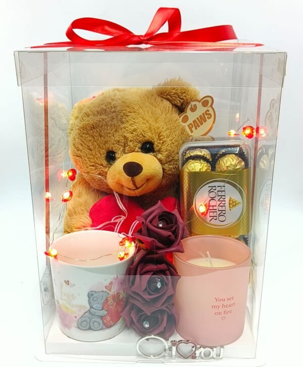 Make your valentine special with an elegant gift set